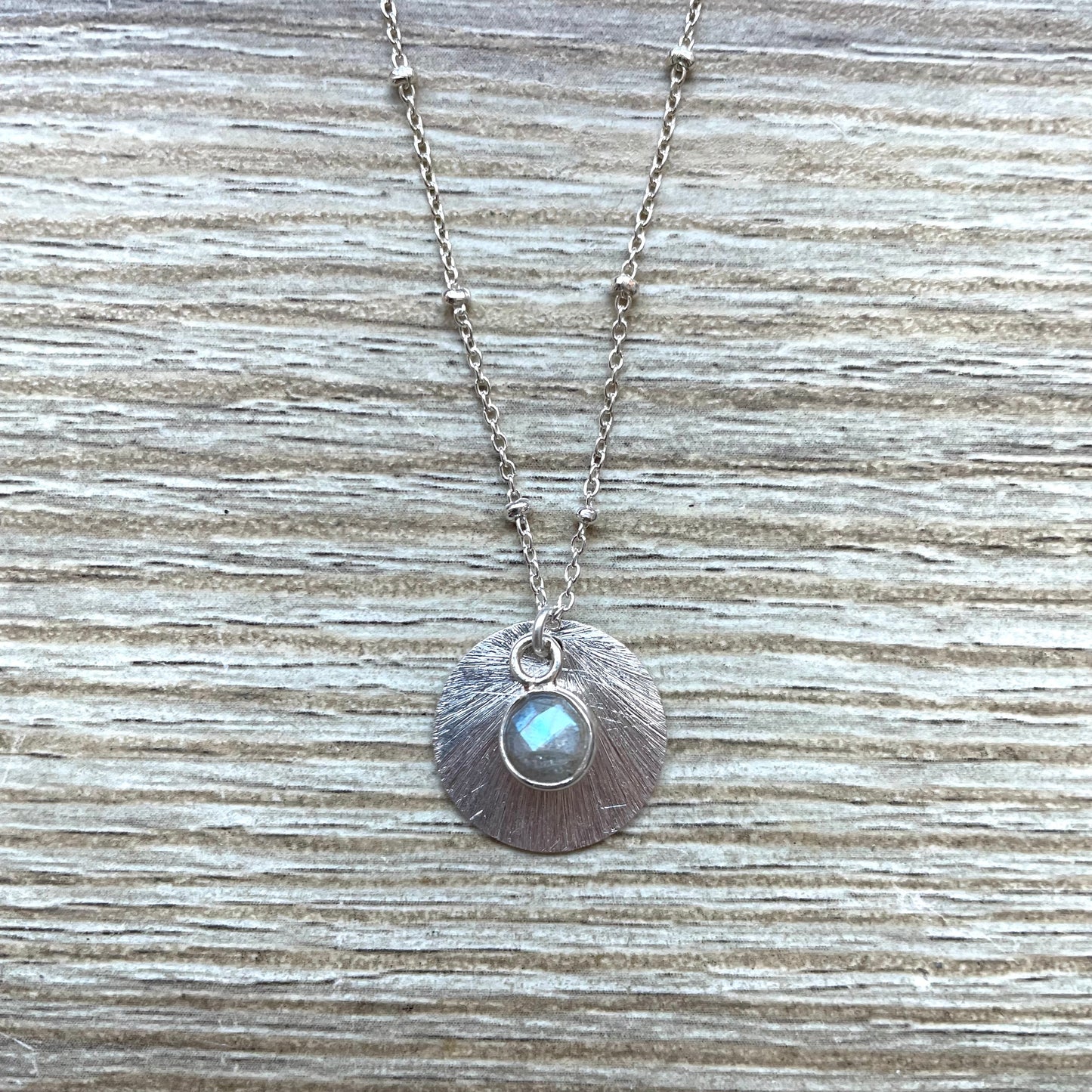 Collier Médaille Labradorite argent vide-atelier