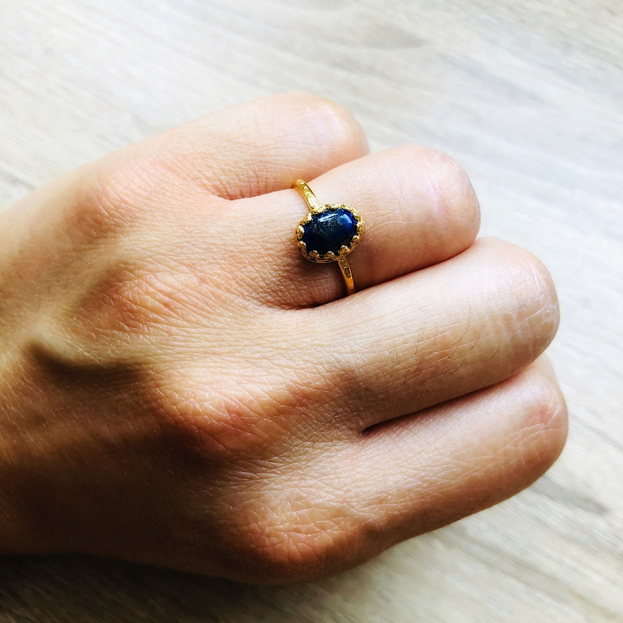 bague-reglable-lapis-lazuli-argent-dore