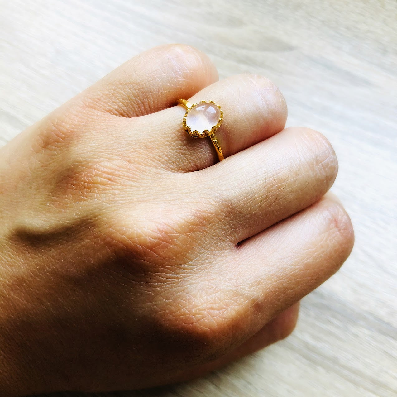bague-reglable-quartz-rose-argent-dore