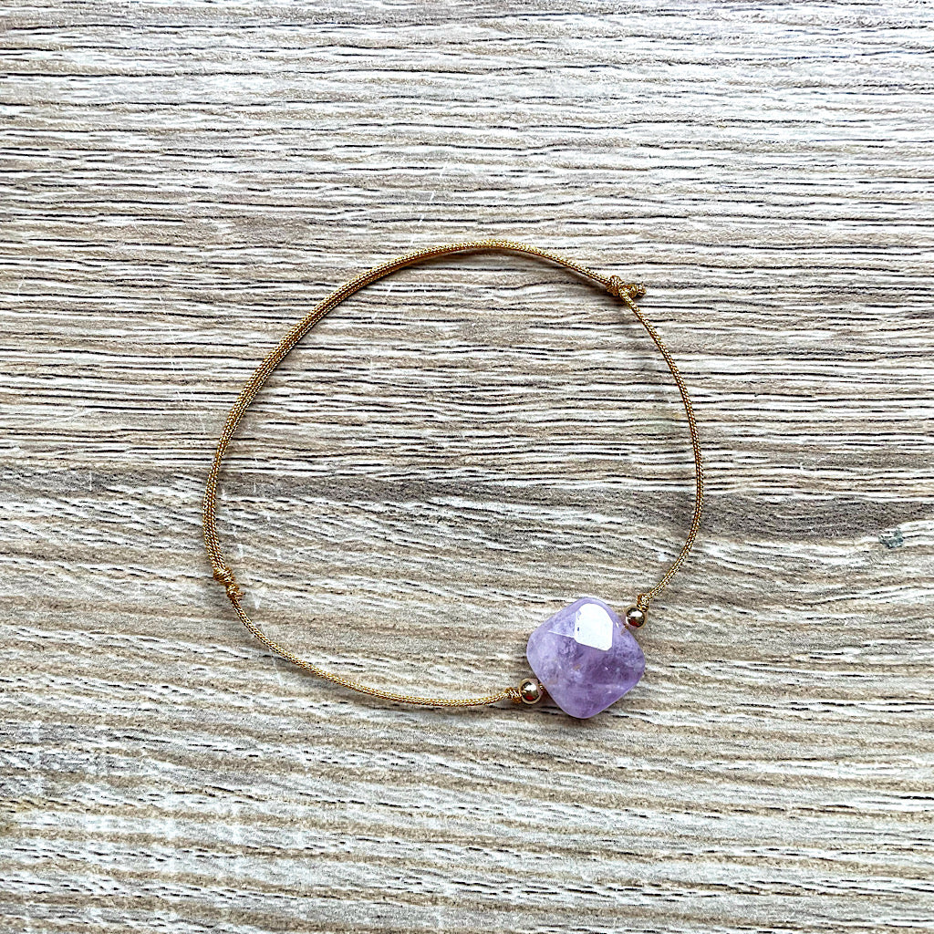 bracelet-amethyste-lila-carre
