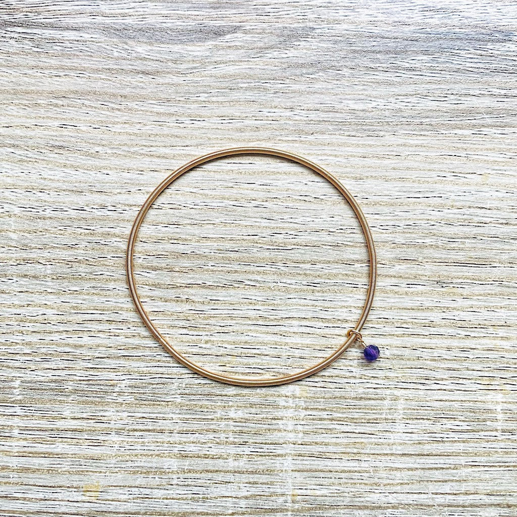 bracelet-jonc-fevrier-amethyste-dore