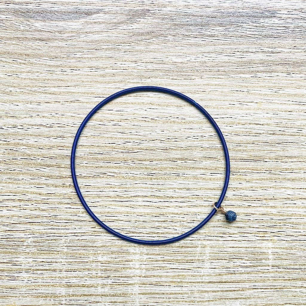 bracelet-jonc-septembre-saphir-bleu