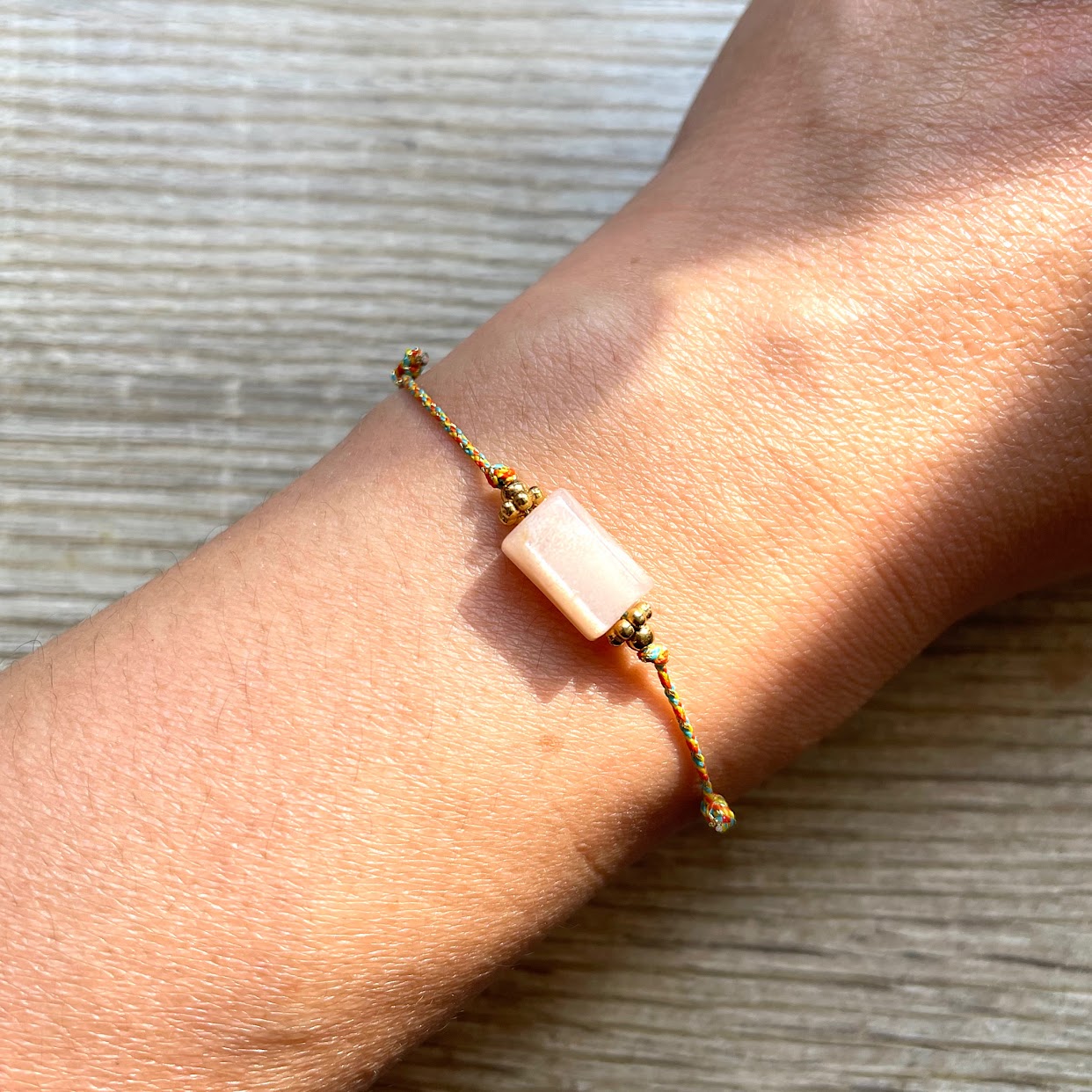 bracelet-pierre-soleil-multicolore-nina
