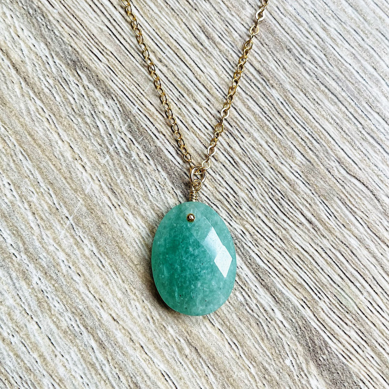 collier-aventurine-plaque-or
