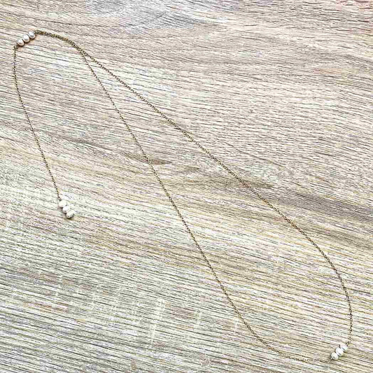 Collier de mariage dos nu