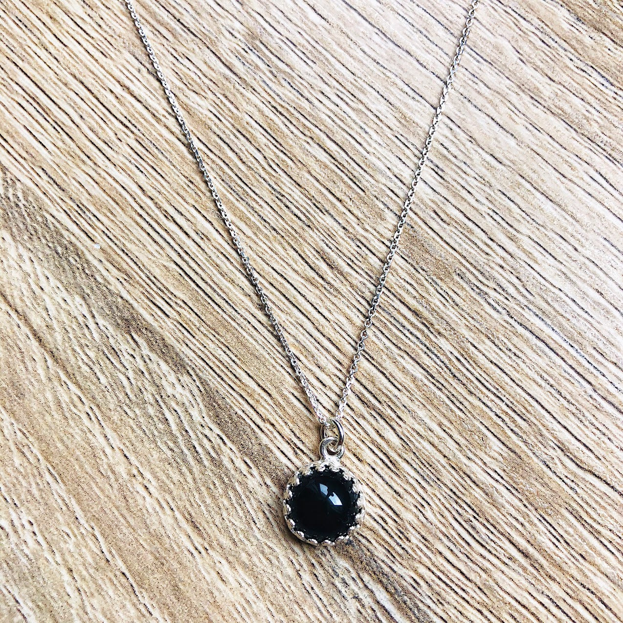 collier-onyx-noir-argent-massif