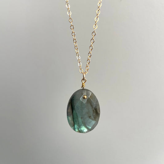 Collier pendentif Labradorite