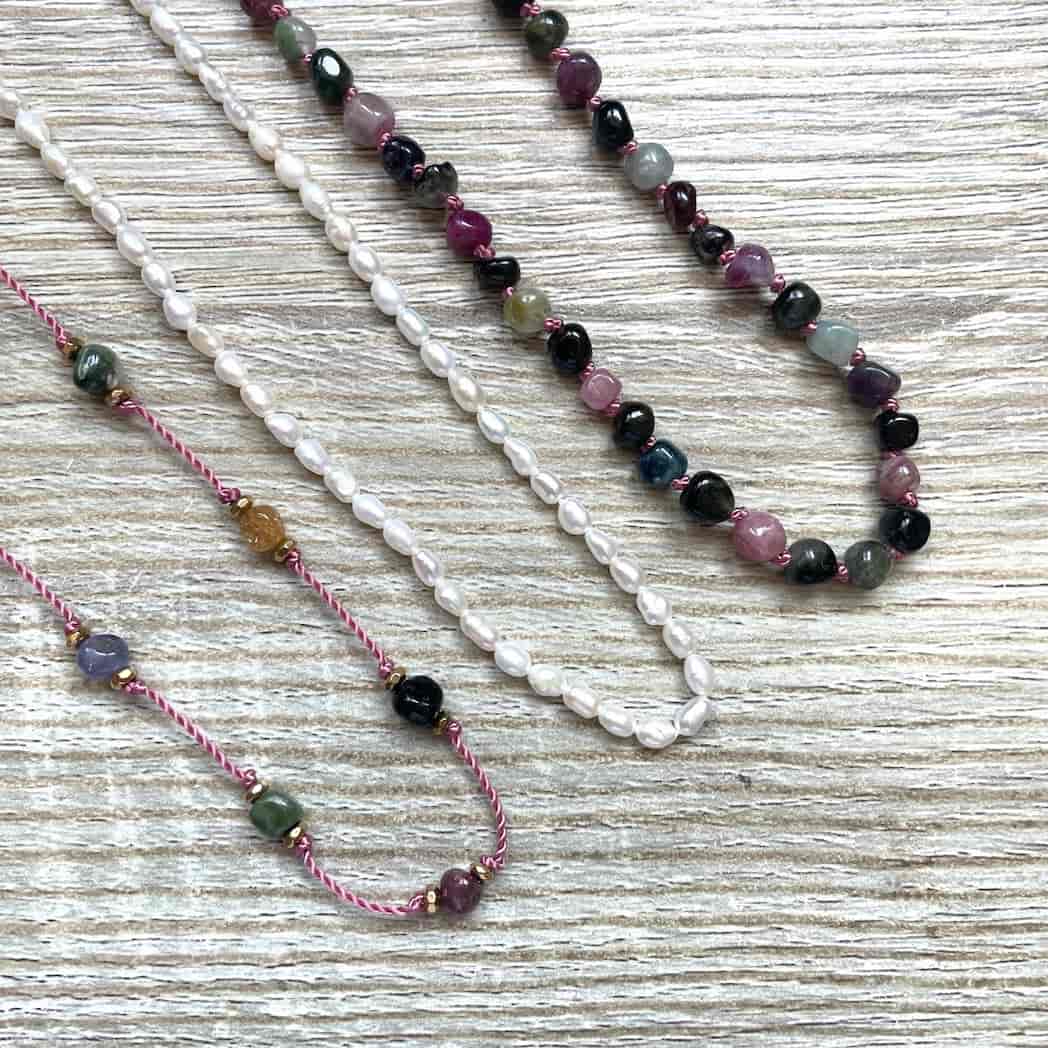 Collier pierre naturelle rose