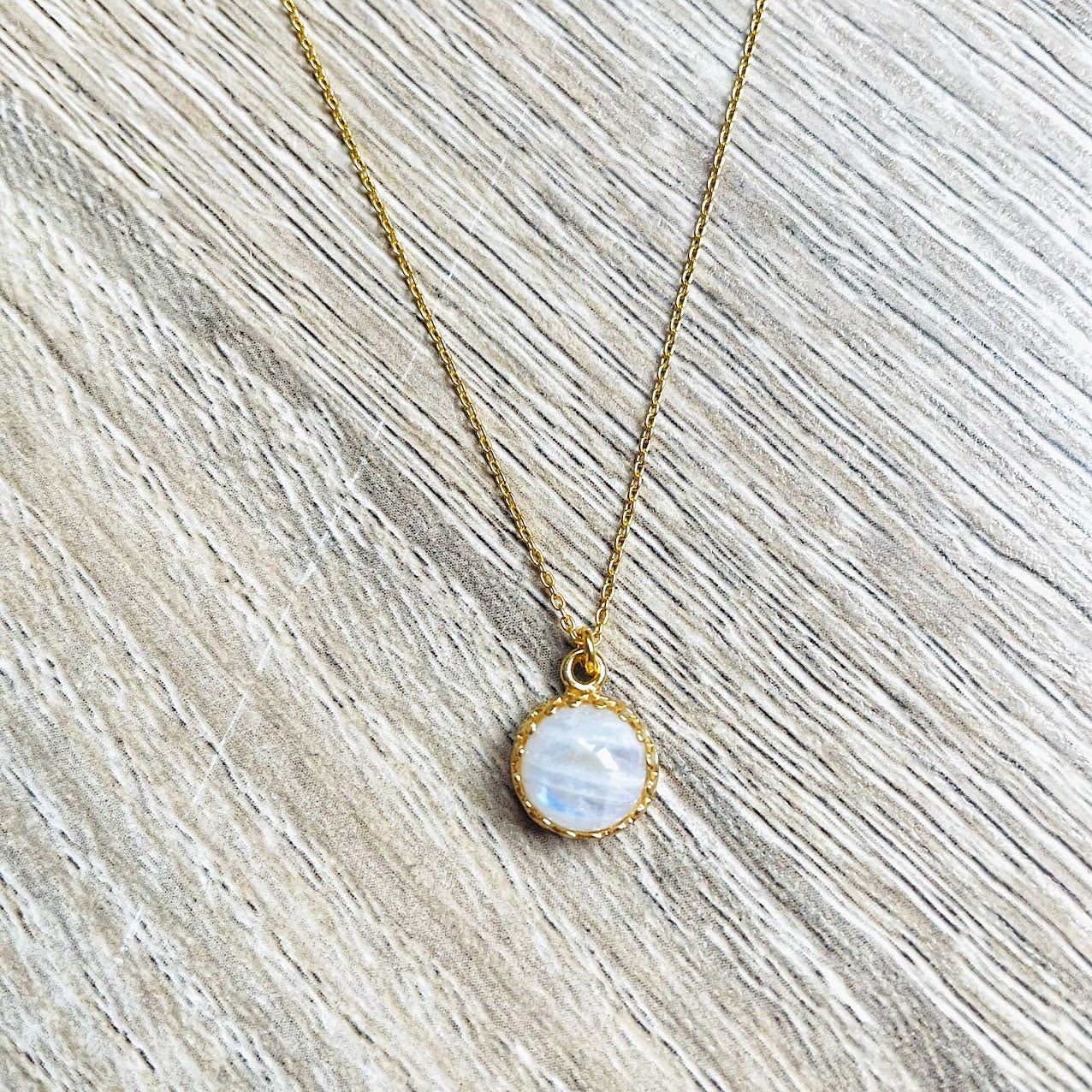 collier-oeil-tigre-argent-dore