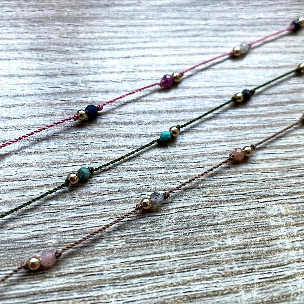 collier-pierres-naturelles-ethnique-zoom