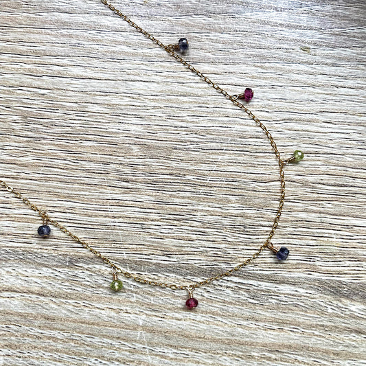 Collier pierres multicolores Sana