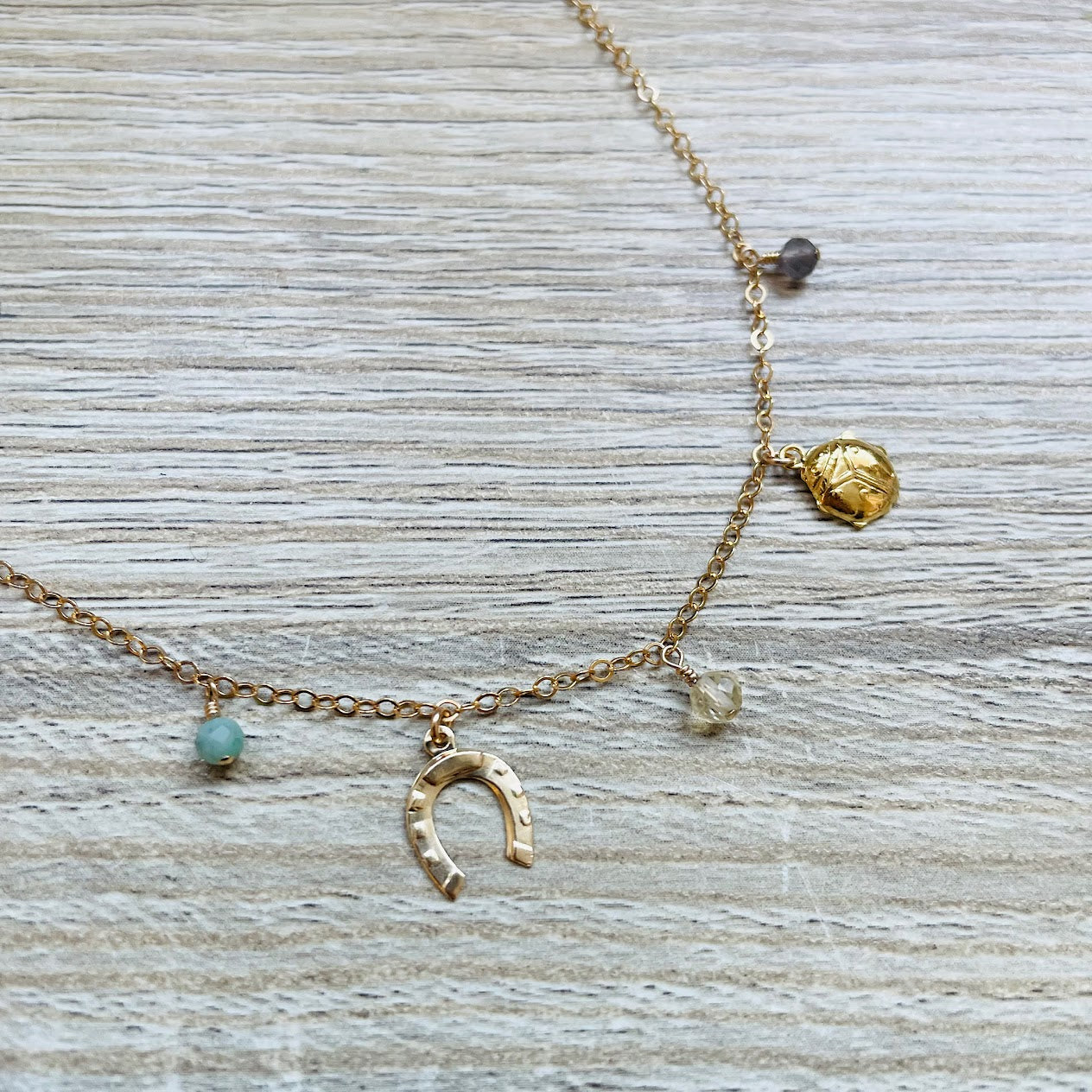 collier-porte-bonheur-zoom