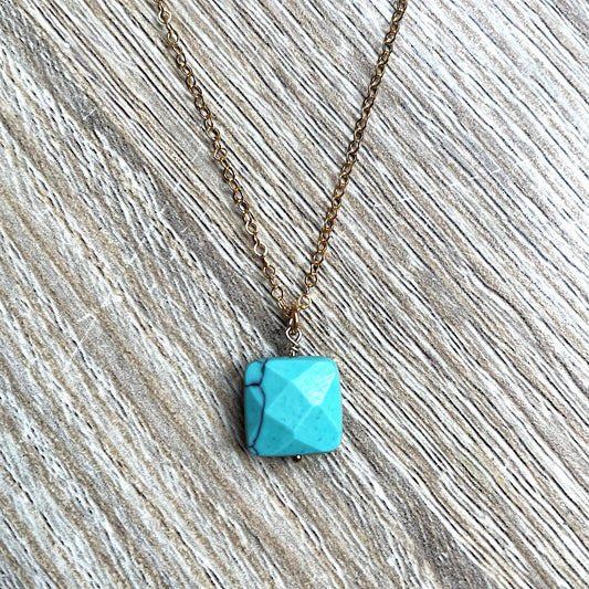 Collier Howlite Turquoise Mia