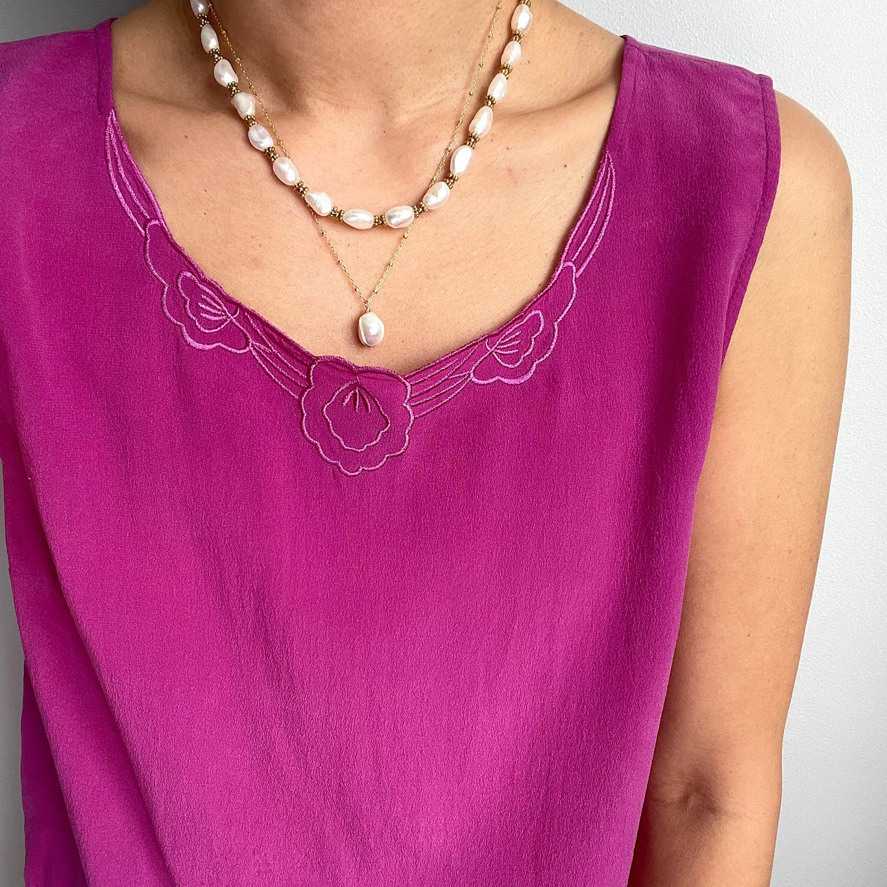 ensemble-colliers-perles-banches