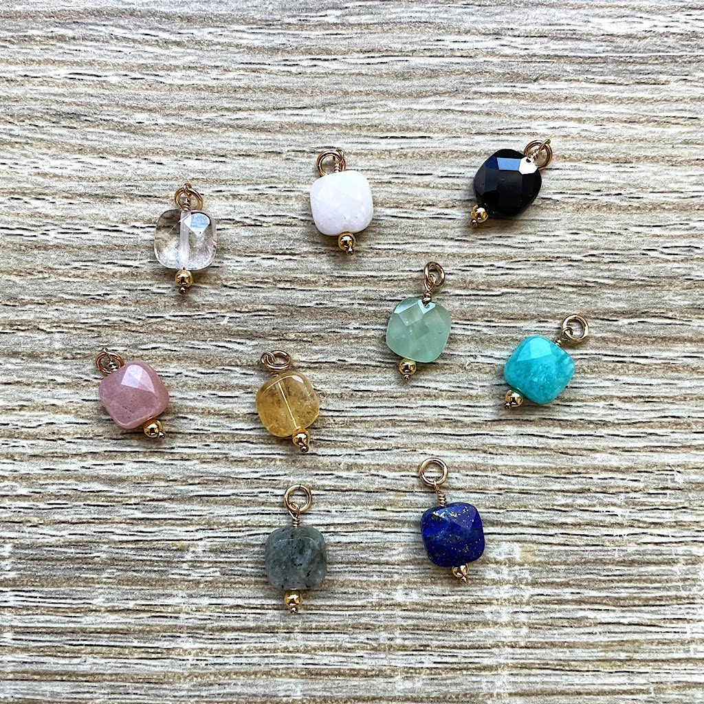 pendentifs-pierres-naturelles-plaque-or-2