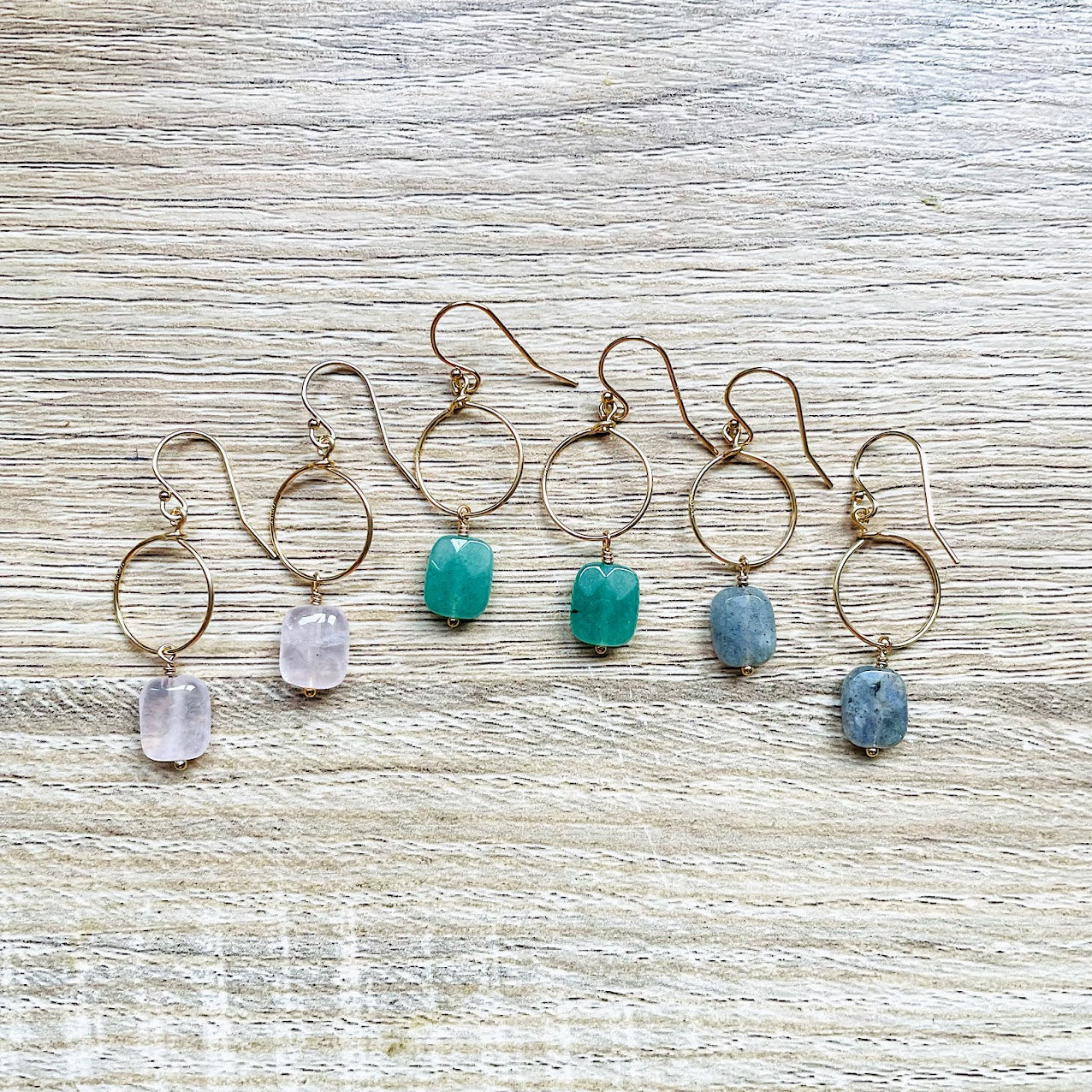 boucles-oreilles-pierres-naturelles-plaque-or