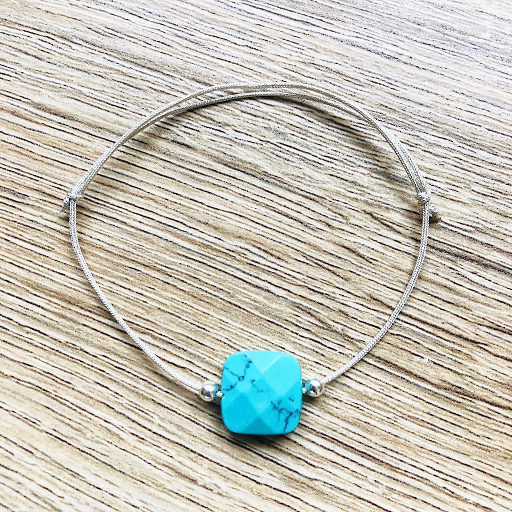 bracelet-cordon-coulissant-howlite-turquoise-carre-argent