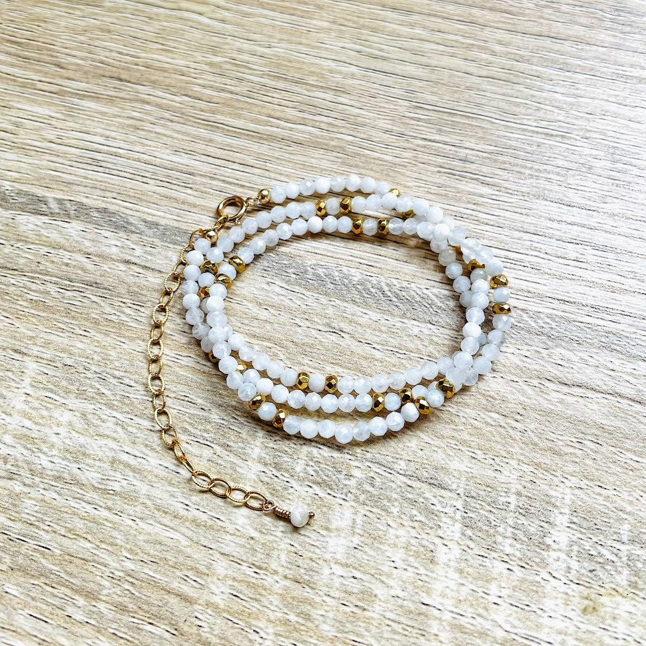 bracelet-pierre-lune-zoom