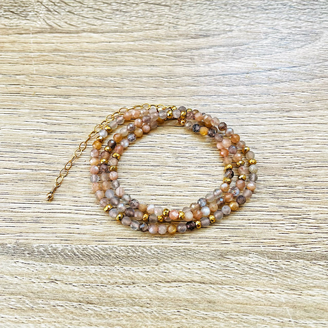 Collier Pierre de Lune orangée transformable en bracelet Romy