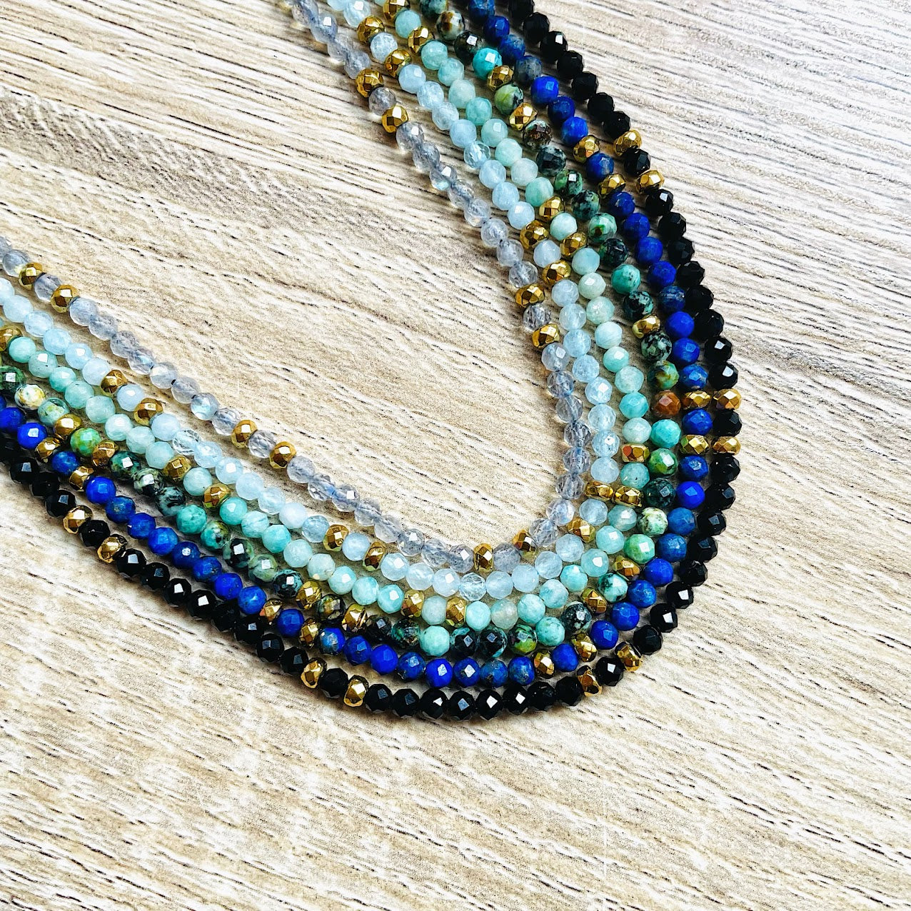 colliers-transformables-bracelets-pierres-naturelles