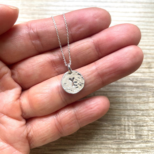 Collier médaille Lettre Y vide-atelier