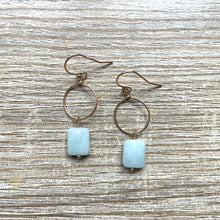 Charger l&#39;image dans la galerie, Boucles d’oreilles Amazonite plaqué or Rym