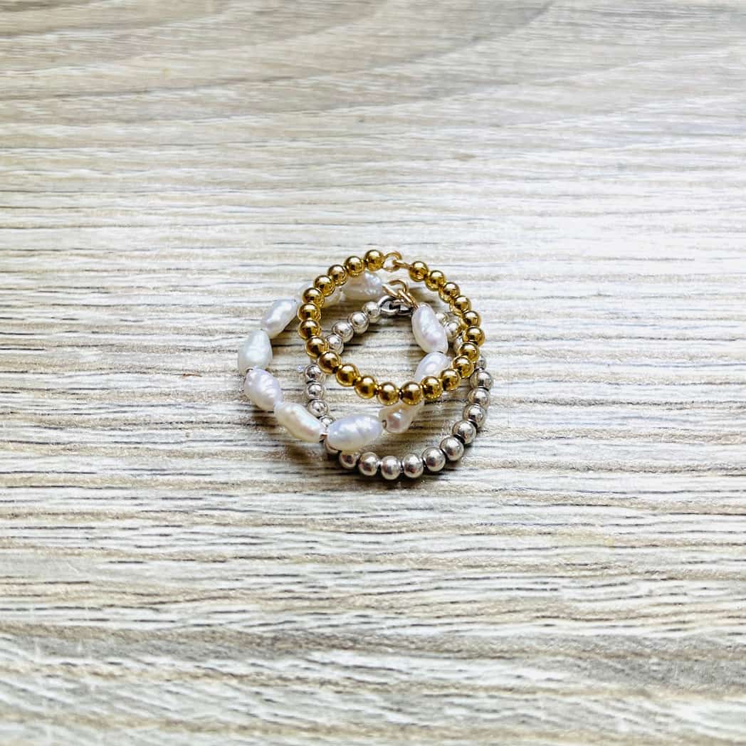 Bague perle empilable
