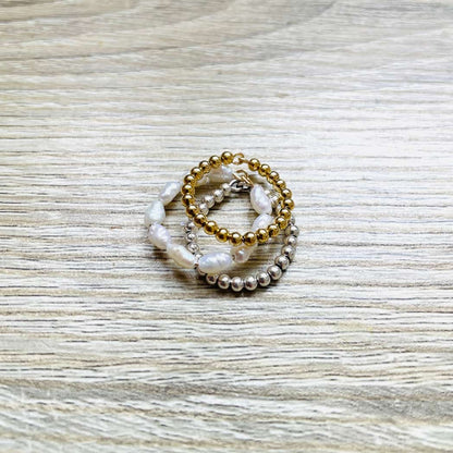 Bague perle empilable