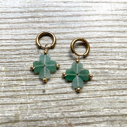 Créoles trèfle en Aventurine verte 