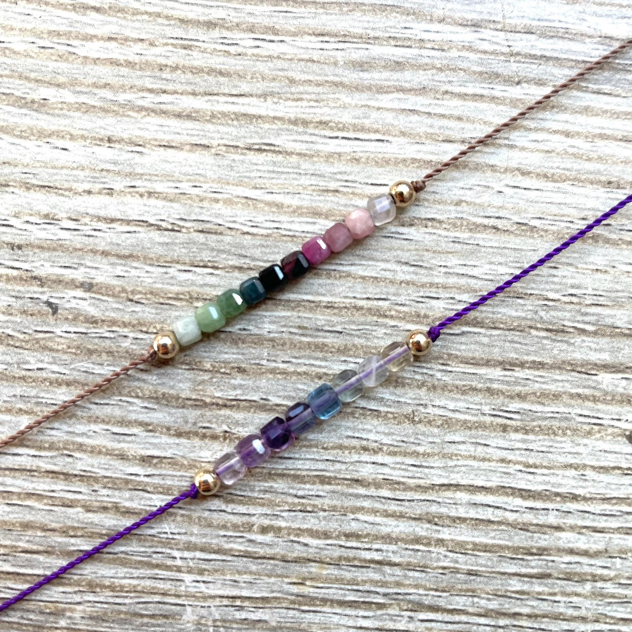bracelet-pierres-naturelles-arc-en-ciel-face