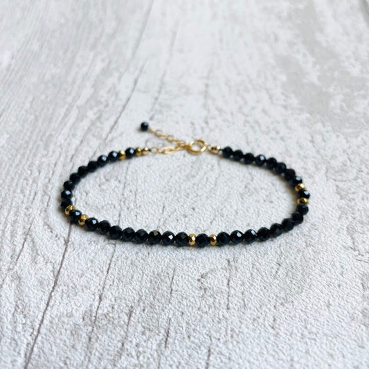 Bracelet en Spinelle noire 