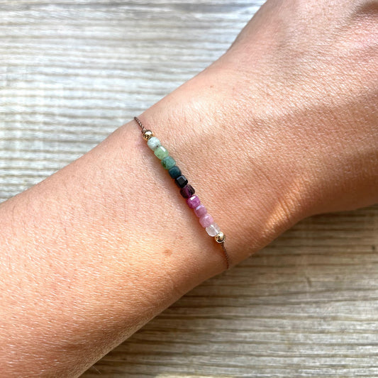 bracelet-tourmaline-rainbow-poignet