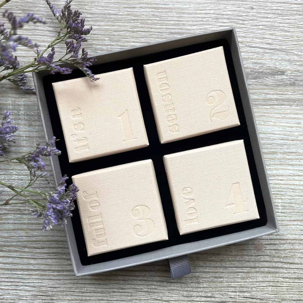 calendrier-bijoux-pierres-naturelles