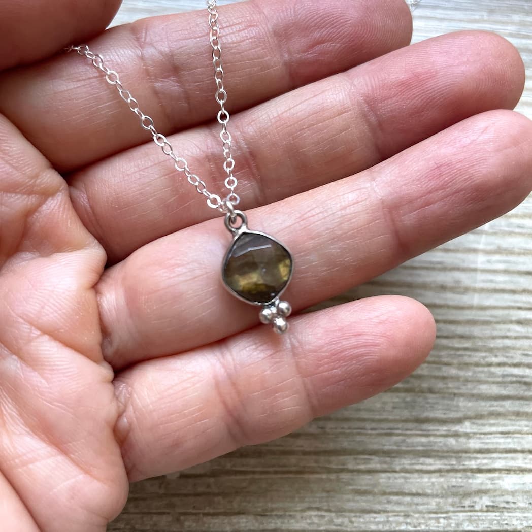 Collier Labradorite argent