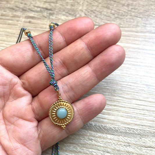 Collier médaille Amazonite cordon multicolore