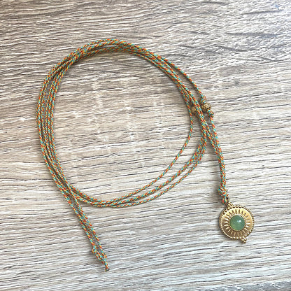 Collier médaille Aventurine verte cordon multicolore