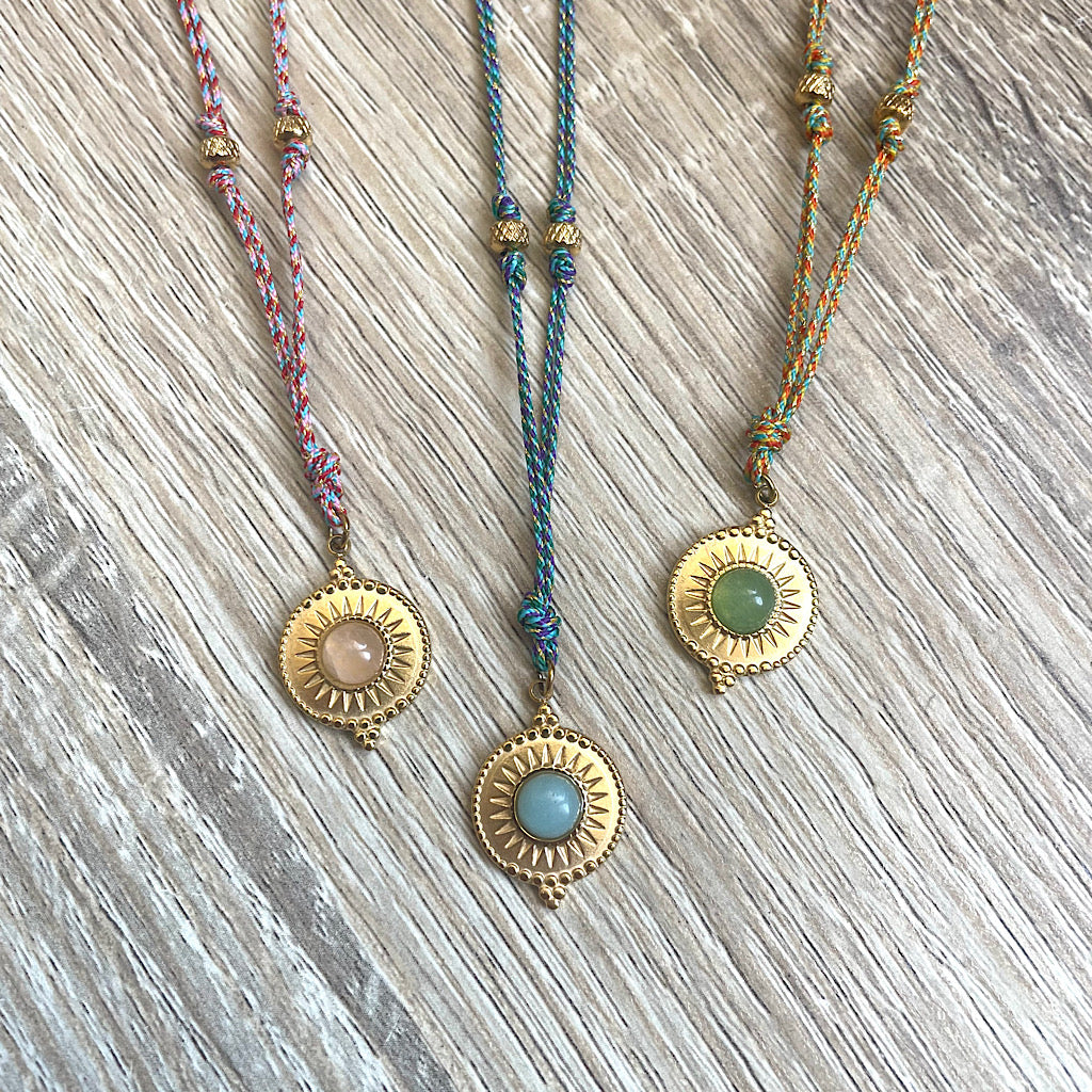 Colliers cordon multicolore pierres naturelles