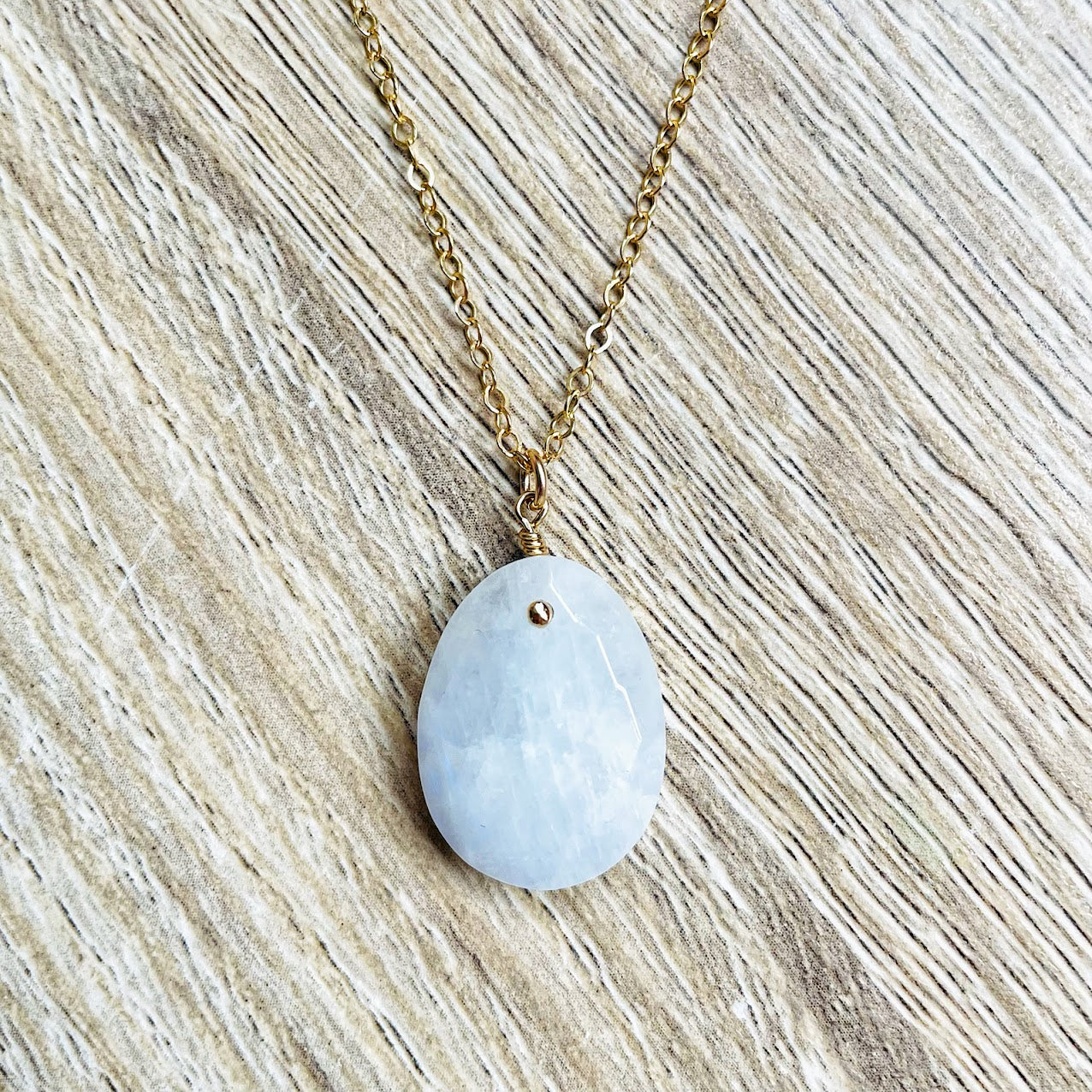 Pendentif Pierre Naturelle | Bijoux & Lithothérapie – Miracles Minéraux Pendentif Pierre Naturelle | Bijoux & Lithothérapie – Miracles Minéraux