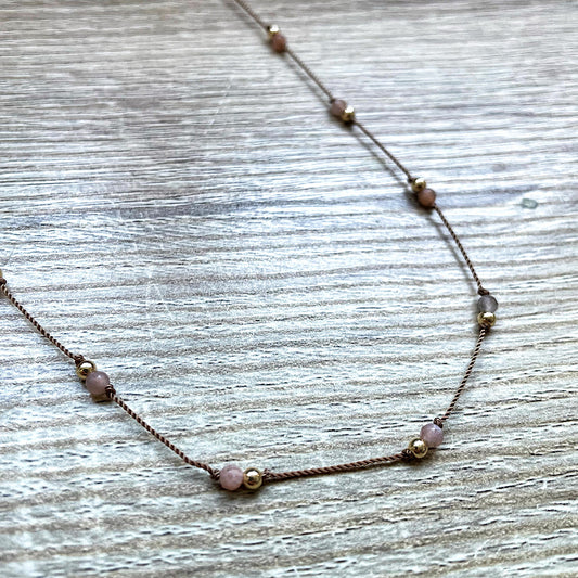 Collier en Pierre de soleil style tibétain