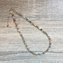 Charger l&#39;image dans la galerie, collier-pierres-multicolores-entier-2