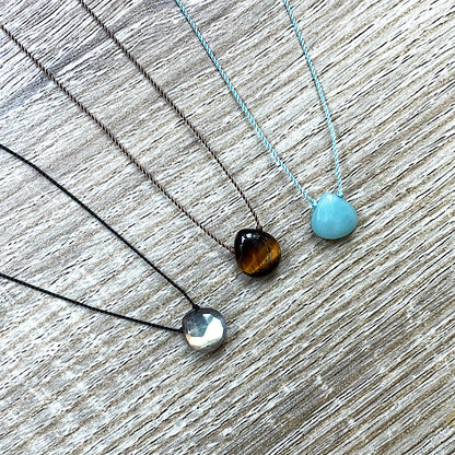 collier-pierres-naturelles-cordon