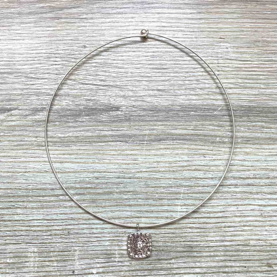 Collier médaille argent