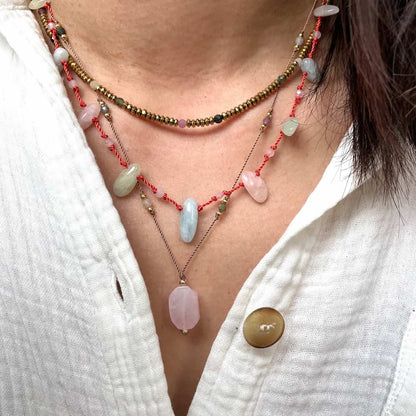 Collier pierres naturelles roses