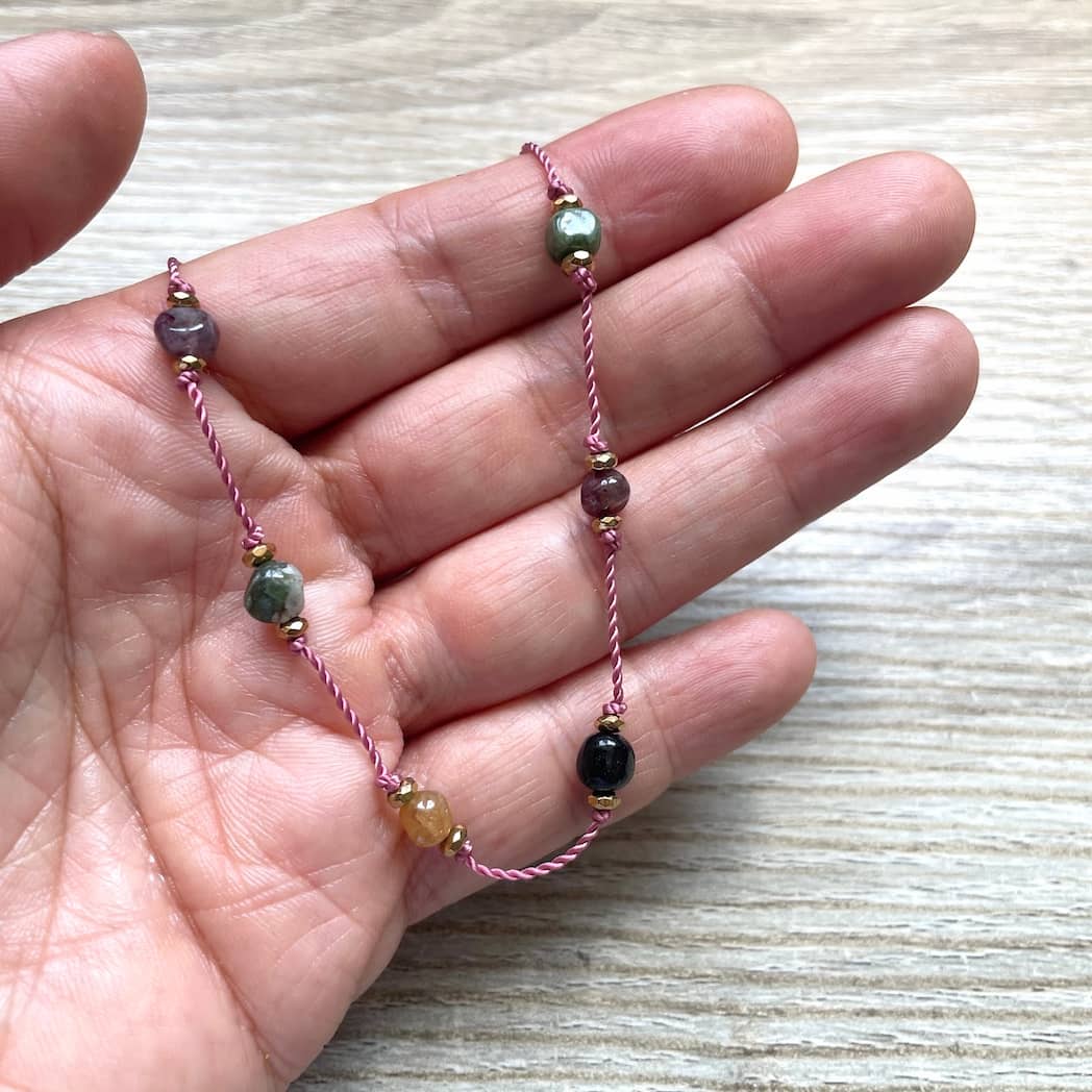 Collier avec nœuds en Tourmaline