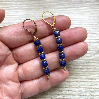 Boucles d'oreilles dormeuses Lapis Lazuli
