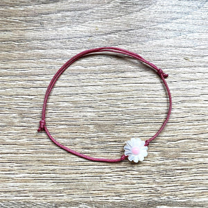 bracelet-cordon-reglable-fleur-paquerette-marguerite-nacre-rose