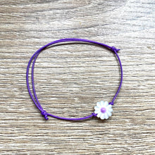 Charger l&#39;image dans la galerie, bracelet-cordon-reglable-fleur-paquerette-marguerite-nacre-violet