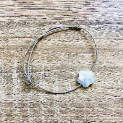 Bracelet fleur nacre argenté