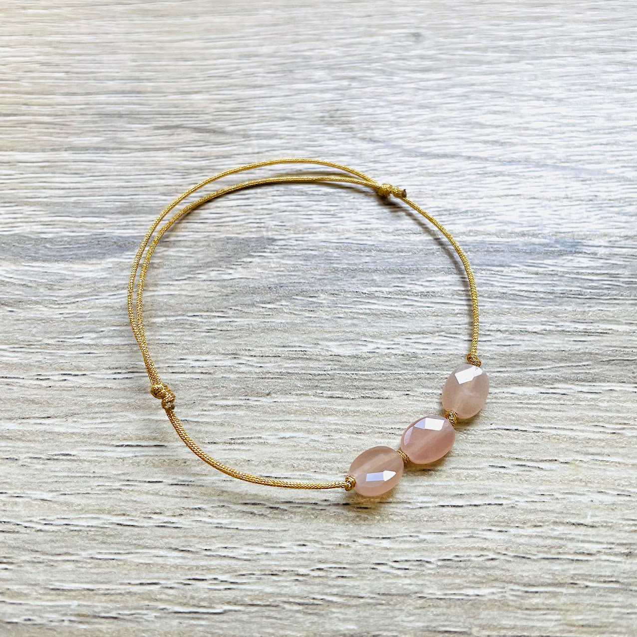 bracelet-pierre-naissance-pierre-soleil-avril