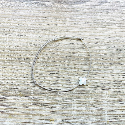 bracelet-enfant-trefle-nacre-argente